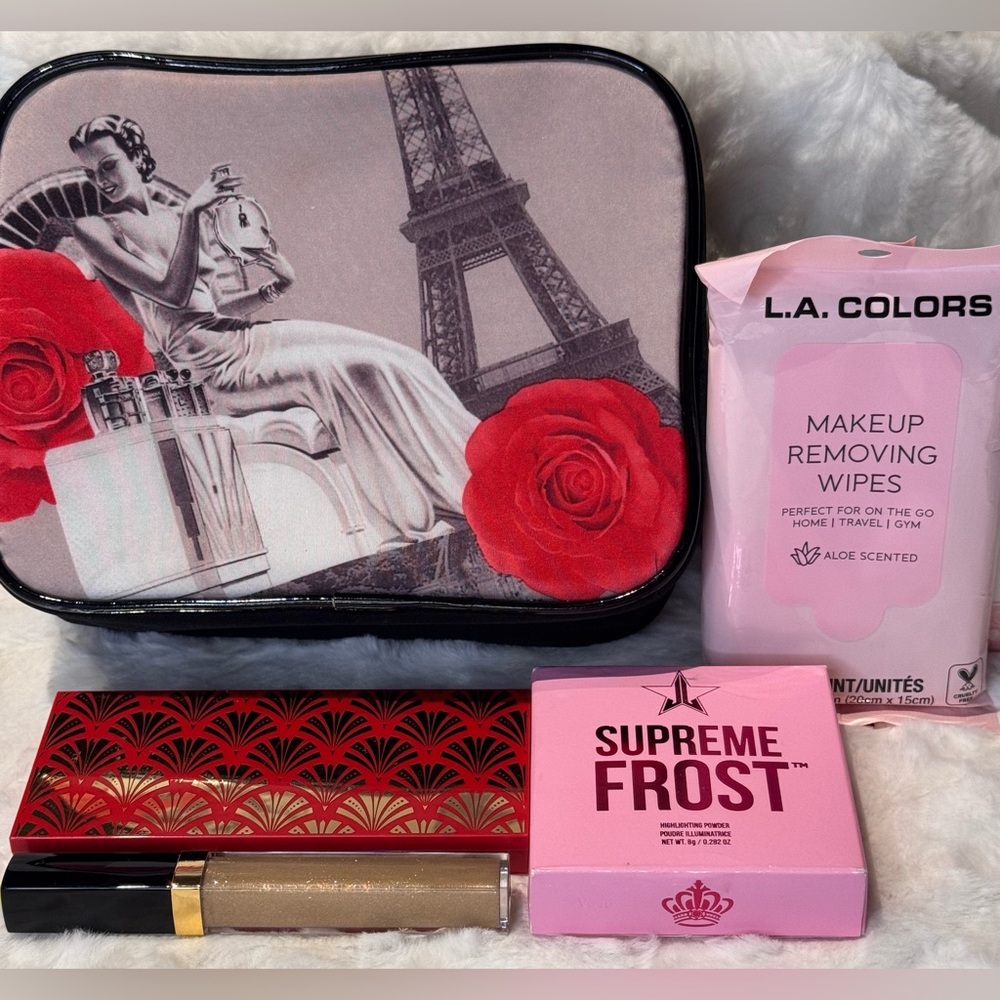 5 pc Makeup bundle w/Chanel, Estée Lauder, Jeffree Star in a Lancôme bag